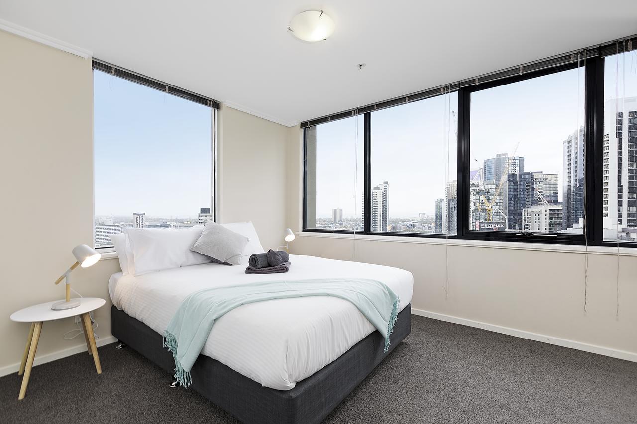 Complete Host Southpoint Apartments Melbourne Exterior photo