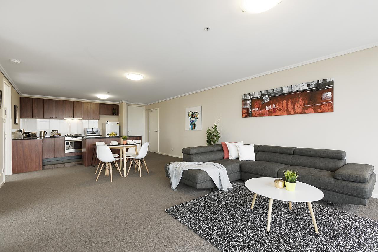 Complete Host Southpoint Apartments Melbourne Exterior photo